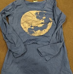 MAMA FEELS GOOD Organic Cotton Moon Graphic Nursing Shirt Top